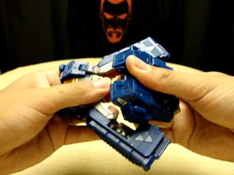 Generations DARKMOUNT/STRAXUS: EmGo's Transformers Reviews N' Stuff