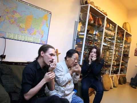 TRAN QUANG HAI , OLGA PRASS & AKSENTY BESKROVNY in MOSCOW with JEW'S HARP