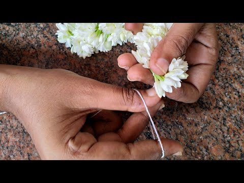 Normal method pichi poo/mullai poo garland for beginners/dindu/poo kattuvadhu eppadi