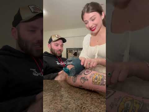 Waxing the SpongeBob leg