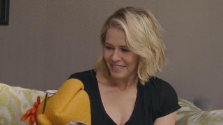 'The Muppets' Sneak Peek: Chelsea Handler Gets Asked on a Date in the Most Cringeworthy Way! video