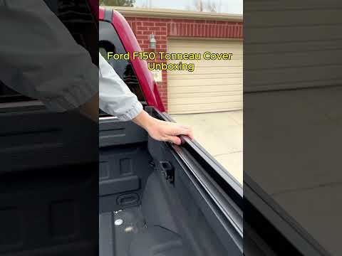 Installed my tonneau cover on ford f150/Dodge Ram 1500. Now I can hide my mess properly!#bedcover