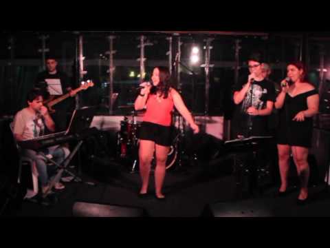 Victória Bertoldo @ Don't stop me now