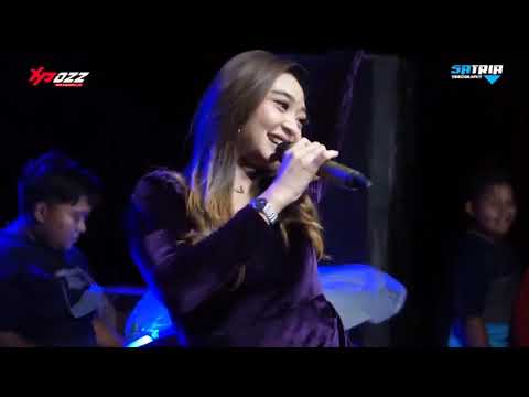 difarina indra_( goyang mletre ) mendong tanpo udan #story_whatsapp