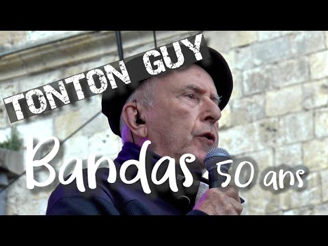 SE CANTA (  Sé canto ) par NADAU au début de son concert place Saint-Pierre CONDOM 2023