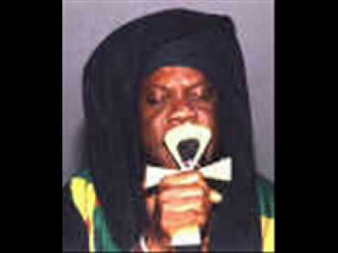 Beenie vs Bounty  -  Twin  of Twins