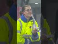 Prachtig: stewards AZ VERLOOFD in de RUST ??