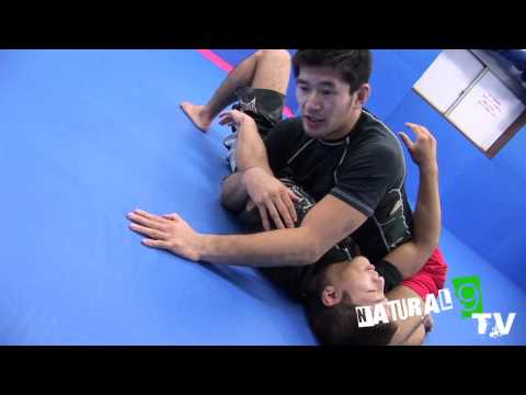 関節技アームロックの決め方 – 美木航のはじめての総合格闘技