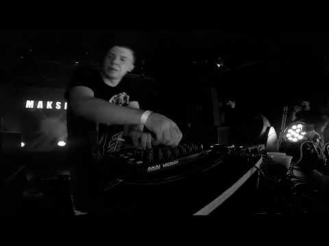 Maksim Dark live - Fabrika Club (15.01.2022) [VIDEO]