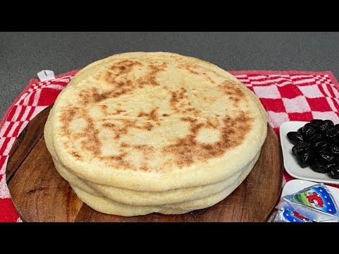 Pain très moelleux léger pas de mie.