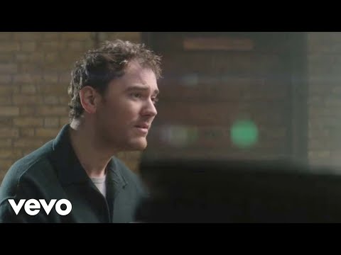 Video thumbnail for Hello Gorgeous