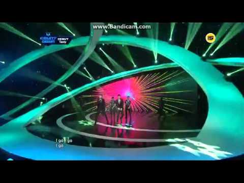 120809 Tasty Twins Debut Stage "You Know Me"