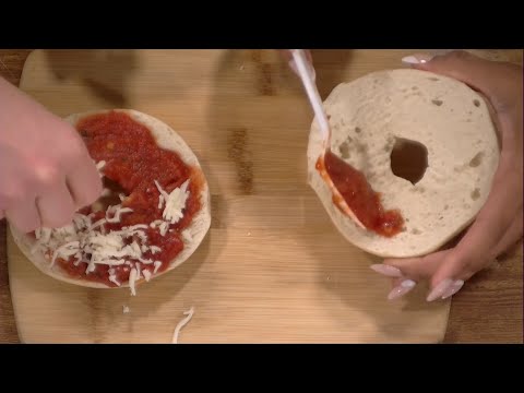How to Make Pizza Bagels in the Air Fryer