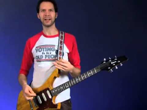 Paul Gilbert - more 3-notes-per-string licks