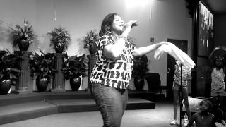 Kierra Sheard- Worship Medley