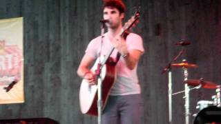 Stutter + Drums + Falling on his ASS - Darren Criss @ Six Flags Fiesta in San Antonio