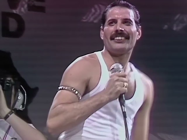 Bohemian Rhapsody & Radio Gaga - Queen (Live Aid 1985)