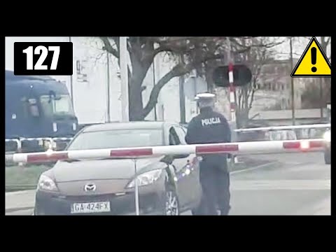 Wjazd kobiety pod opuszczające rogatki