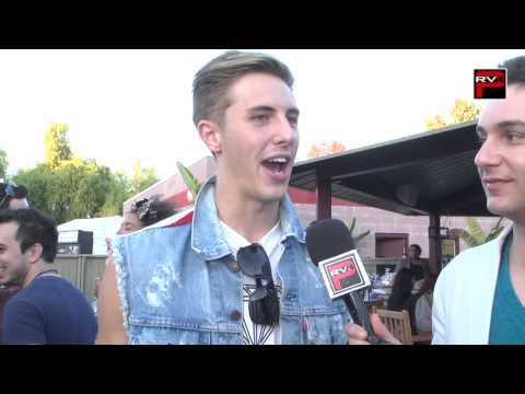 Interview with music artist Jeremy Thurber at KCON