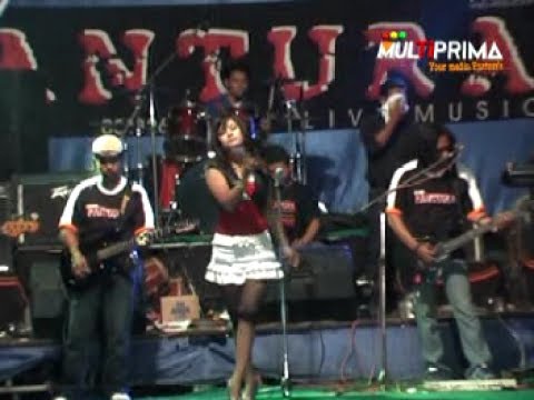 Ira Anjani Menunggu PANTURA 140408