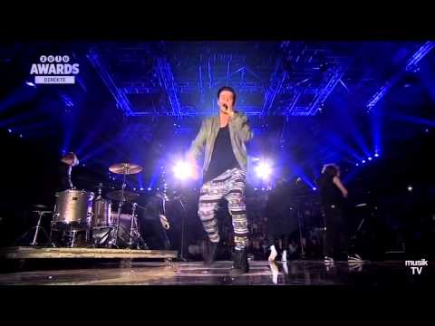 Carpark North ft. Nik & Jay - You're My Fire (Live @ Zulu Awards 2014)