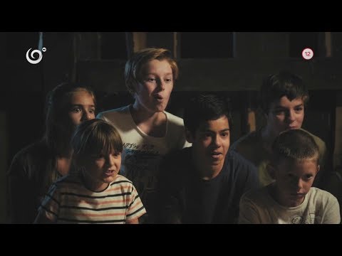 Votrelec u suseda v senníku (PRÁZDNINY)