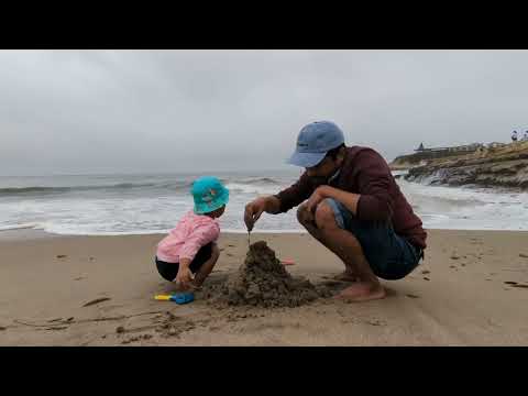 Building a house at beach with dady #beach #kidsfun #beachlovers #yt #ytshortsindia #indiakids