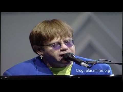 Live like horses. Elton John, Pavarotti & Friends (Live HD)