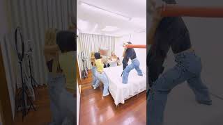 SÓ PODE SE MEXER COM A LUZ APAGADA!!