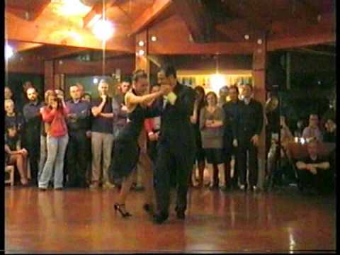 Roberto HERRERA y Silvana CAPRA Milonga LE MIMOSE 15.5.10.avi