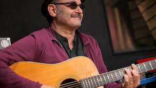 Louis Chedid "Comme un p'tit coquelicot" (choeurs : Annabelle Mouloudji) - Hommage à Mouloudji