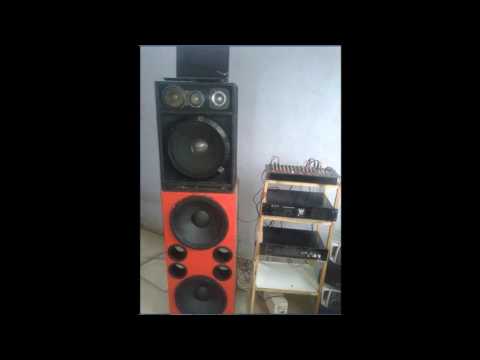 MC JHONNY OLIVER SURPRESINHA NO MARTINS 2015 (BAILE DO MARTINS)