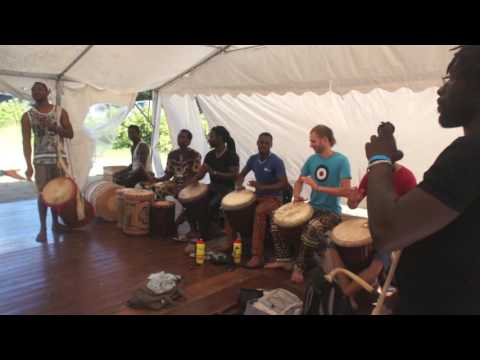 Petit Adama Diarra & Saly Danse à Mama Africa 2015