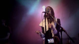 I Blame Coco - &quot;Quicker&quot; - Alhambra, Paris - 1 avril 2011