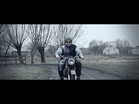 Bobi - Jesteś ideałem (Official Video)