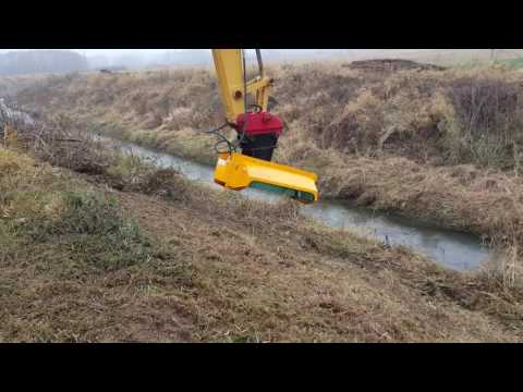 Débroussailleuse pour tractopelle Série DB_7