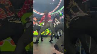 Download lagu Kamo Mphela dancing to ‘Hannah Montana’ with her dancers at #CottonFest 2025. mp3