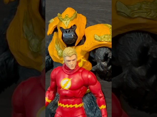 Vídeo relacionado con DC Direct Figurine Megafigs et Comic Book Page Punchers Gorilla Grodd (The Flash Comic) 30 cm
