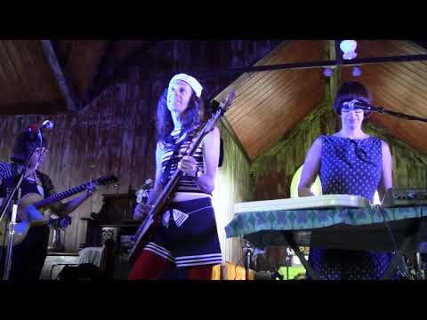 ALL ASHORE! - Perfect pop song (Live @Indietracks) (29-7-2018)