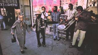 The Crusaders - Pass The Plate