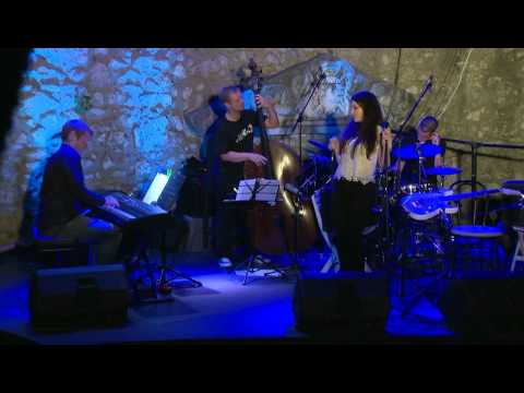 Finger Snap Trio ft. Tina Vukov - It don't mean a thing