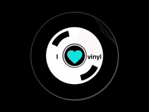 EasyTech vs Rocco vs Bass T & Juve (HiilvanBase Bootleg).