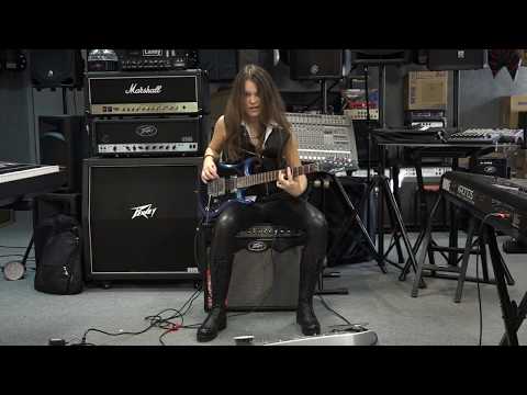 RockMilady – improvising on guitar (official live video)