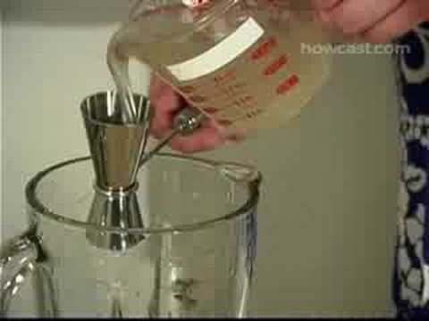 How to Make a Frozen Daiquiri