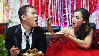 Download lagu Upacara Adat pengantin Suku Dayak Kanayatn Kalbar mp3