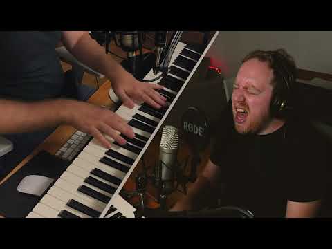 Everglow - Coldplay (Acoustic Piano & Voice Cover by Uriel Kutner)