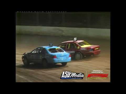 Street Sedans: Wide Bay Cup - A-Main - Maryborough Speedway - 30.12.2006