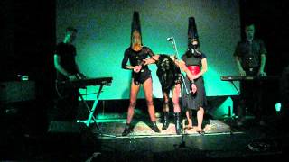 NORA BELOW performing AMF KORSETS @ STYLE! IT! TAKES! Berlin July 2012.AVI