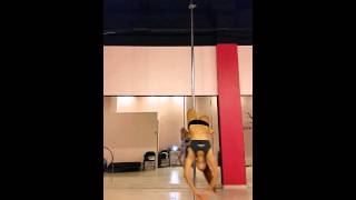 Pole dance Panamá/ Najwa training nice combos :)