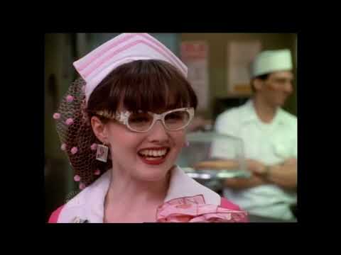 The funniest scene from Shannen Doherty (R.I.P.) | When Brenda became Laverne (Full Scene)